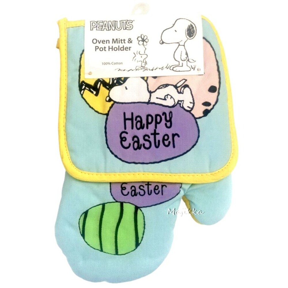 Happy Easter Peanuts Snoopy Set of 2 Oven Mitt Cotton Potholder Colored Eggs